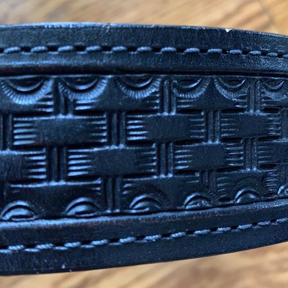 Men’s 36” black woven belt - Picture 2 of 5